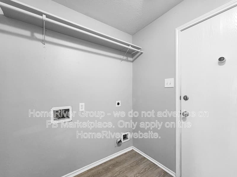Houston House: 14218 Brunswick Point Ln