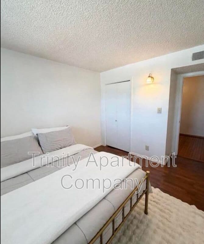 Albuquerque Condo: 12000 Stilwell Pl Ne