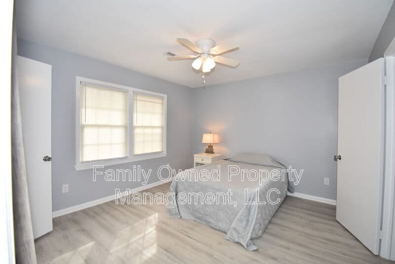 Summerville House: 113 Susan Drive