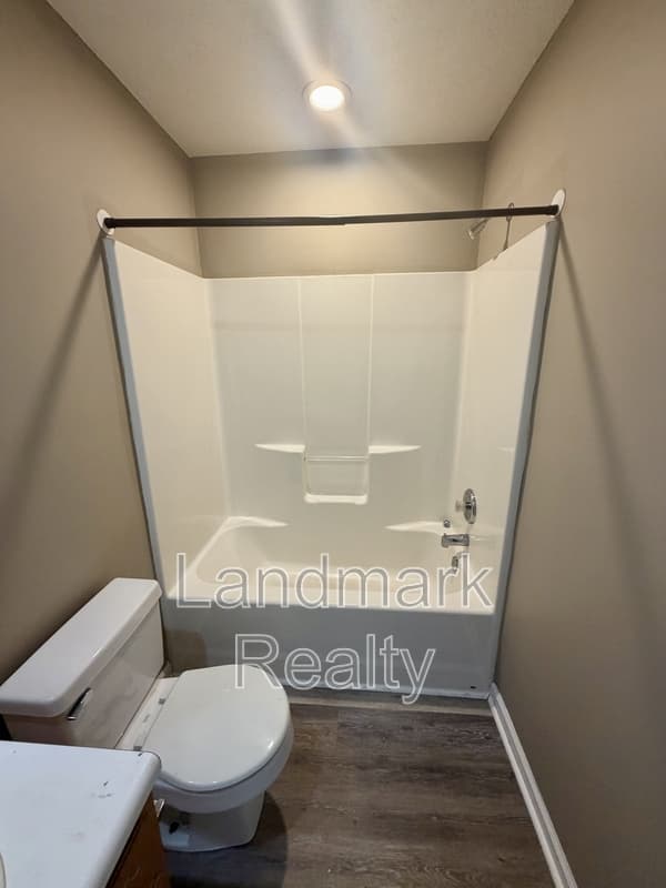 Fort Valley Condo: 806 East Church Street