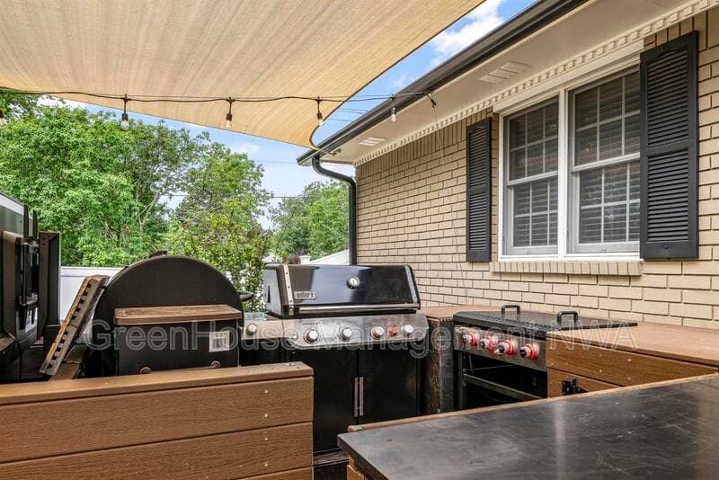 Bentonville House: 1609 SW 2nd Street