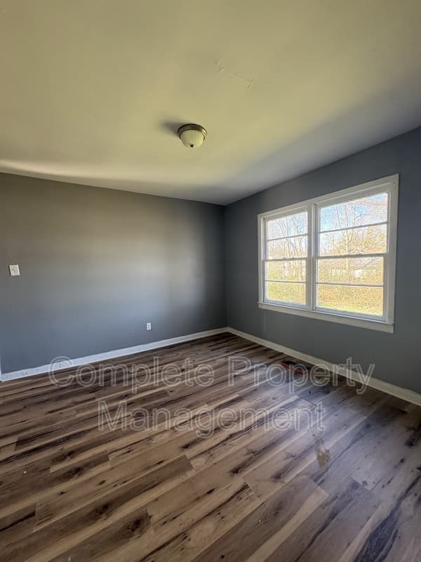 Bessemer House: 810 Fairfax Avenue