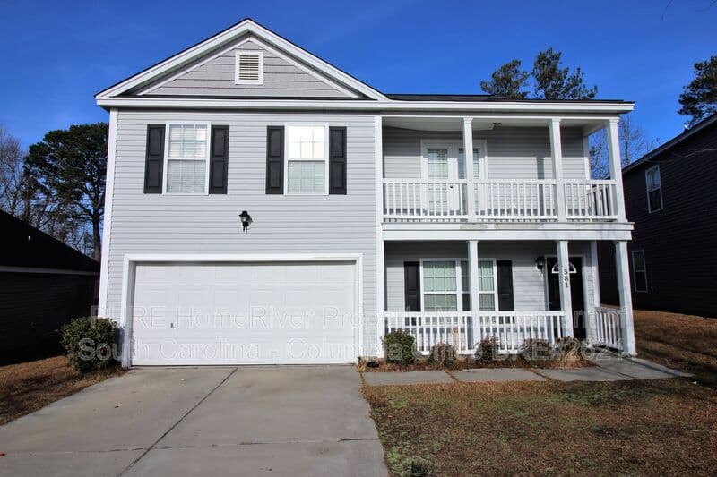 Columbia House: 581 Heron Glen Dr