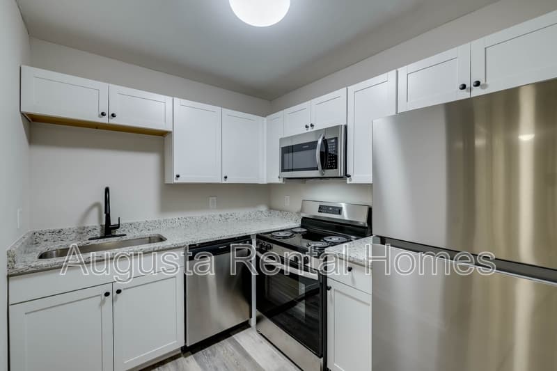 North Augusta Condo: 37 Conifer Court