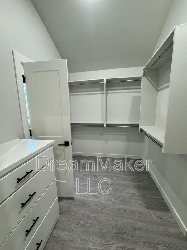 Goldsby House: 5176 Lily Lane