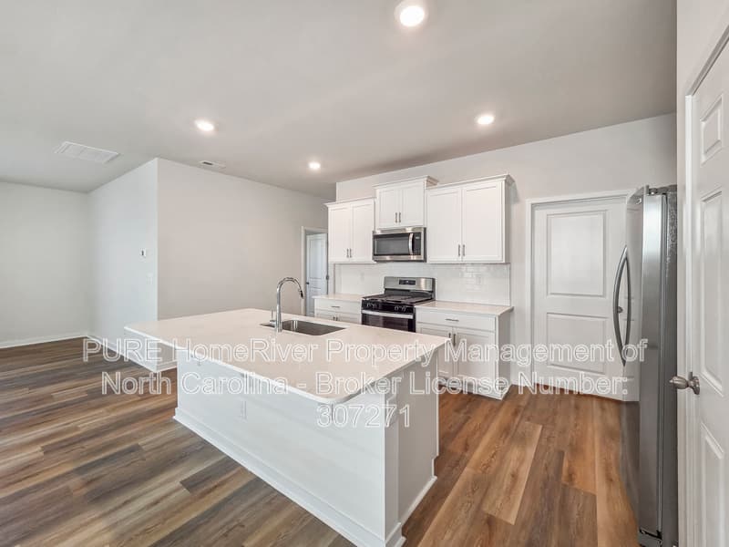 Lincolnton House: 4112 Summey Trl
