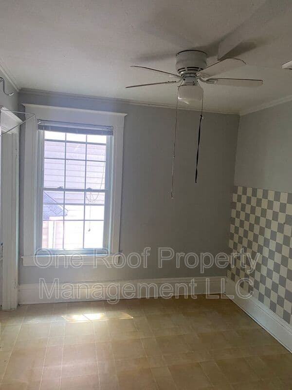 Kansas City House: 532 Cypress Avenue East