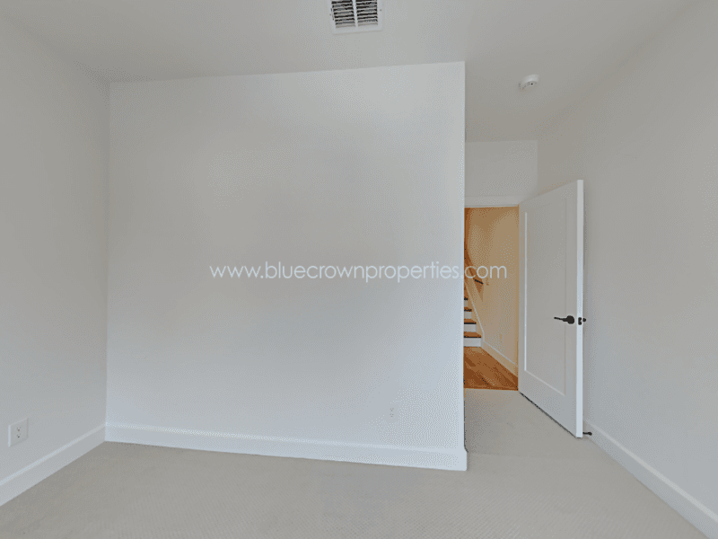 Dallas House: 4417 Emerson Ave