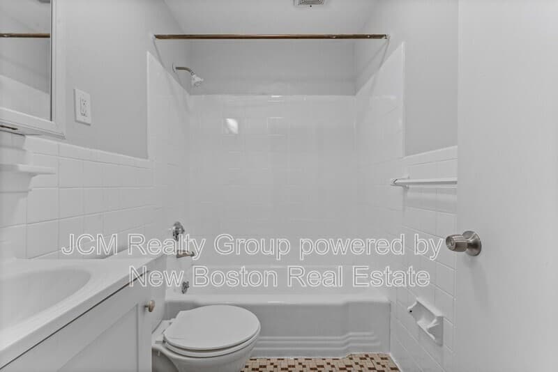 Boston: Mattapan Condo: 580 Cummins Highway