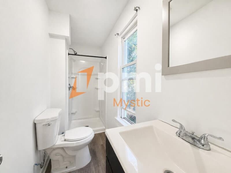 Meriden Condo: 129 Willow Street