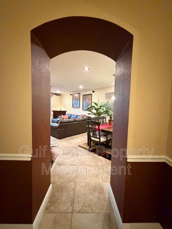 Fort Myers Townhome: 17560 Brickstone Loop
