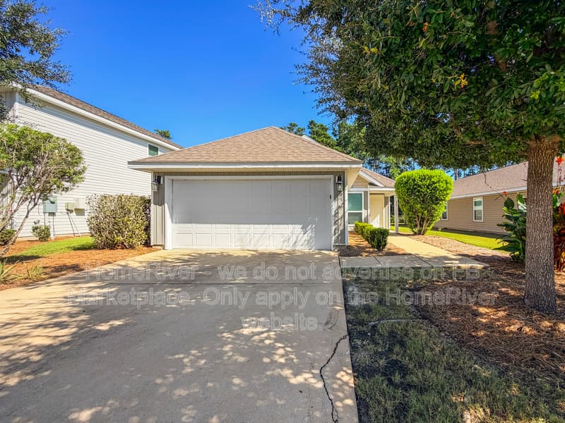 Freeport House: 639 Earl Godwin Rd