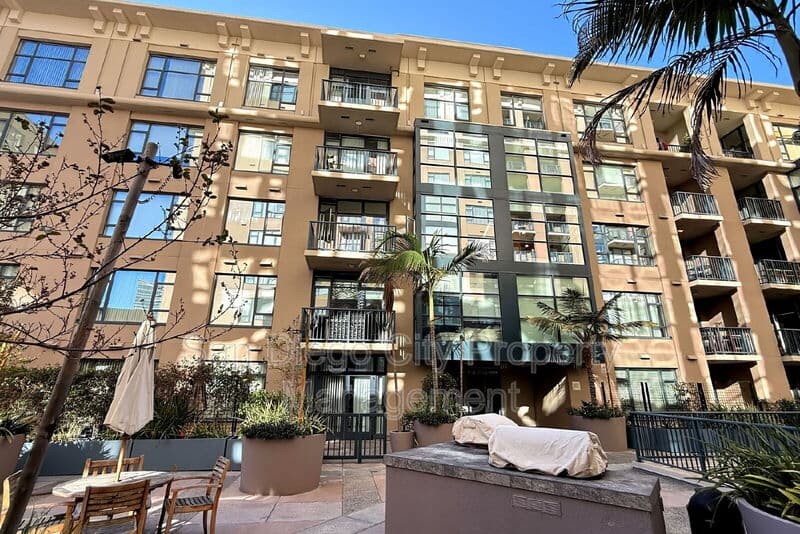 San Diego House: 530 K Street