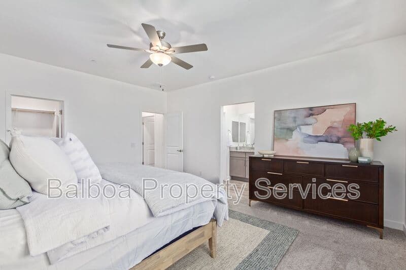Mesa Townhome: 3230 E Thomas Rd
