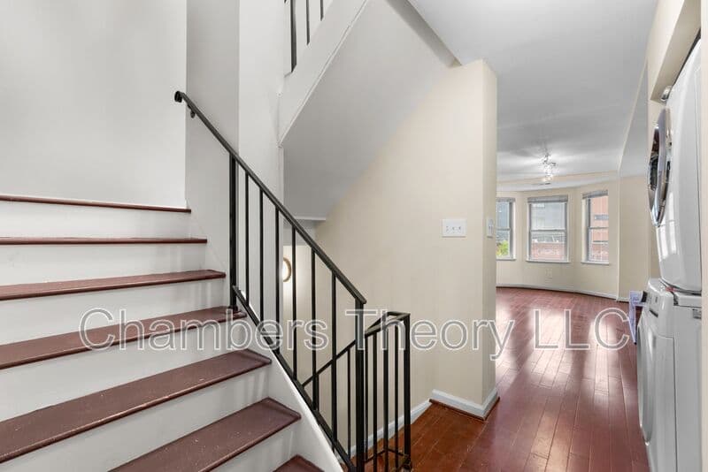 Washington Condo: 533 Florida Avenue NW