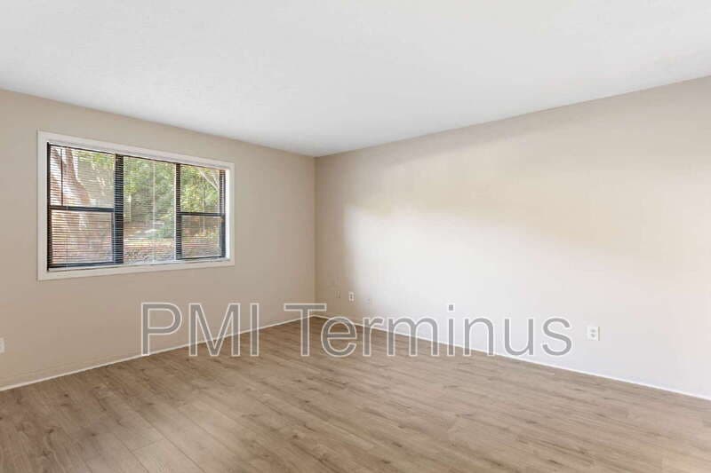 Marietta Townhome: 2672 Moss Lane