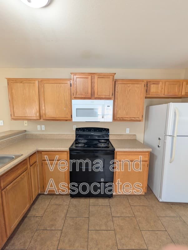 Bentonville Townhome: 1102 SW Quartz Ave