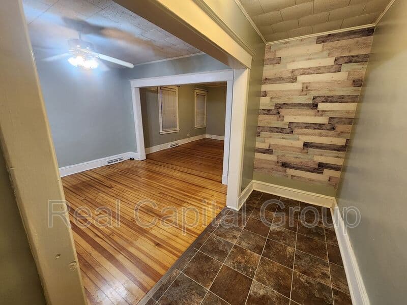 Albany Condo: 806 Park Ave