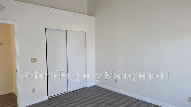 Vacaville House: 376 Marna Dr.