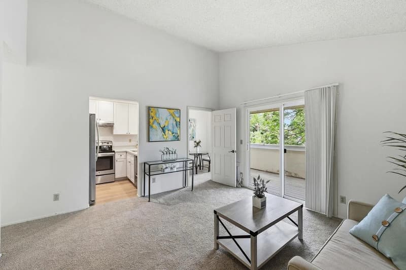 san jose Condo: 2386 Balme Dr