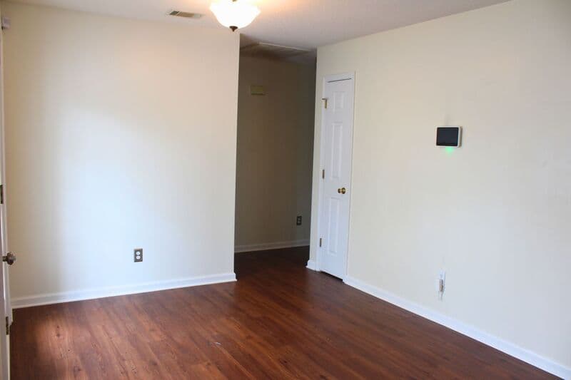 Pooler House: 132 Bluelake Blvd