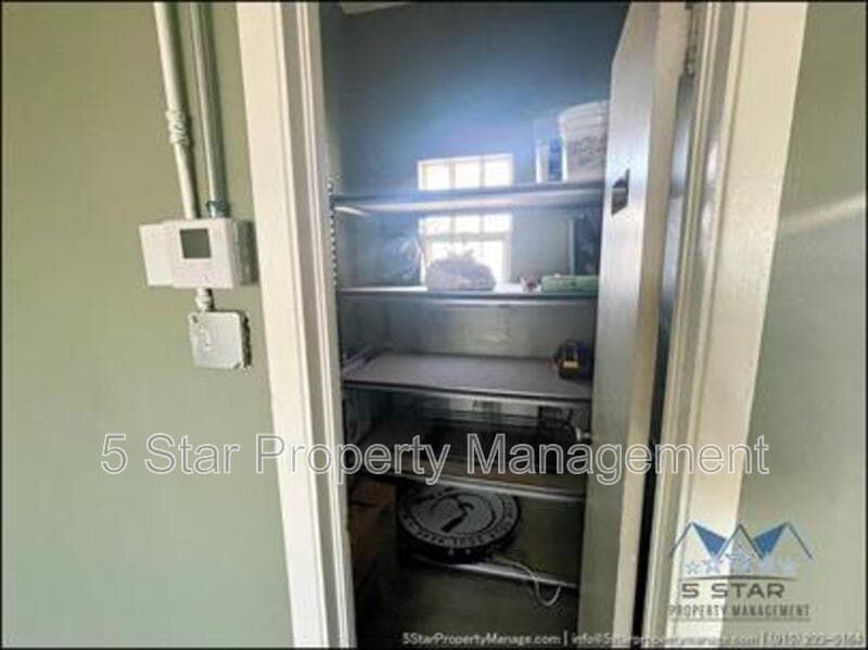 El Paso Apartment: 1909 Yandell Drive