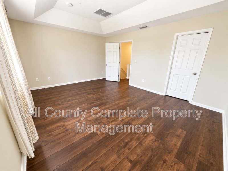 Jacksonville Townhome: 2311 Red Moon Dr.