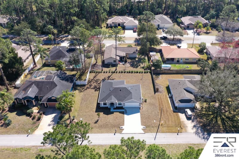 Palm Coast House: 11 Burning Tree Place