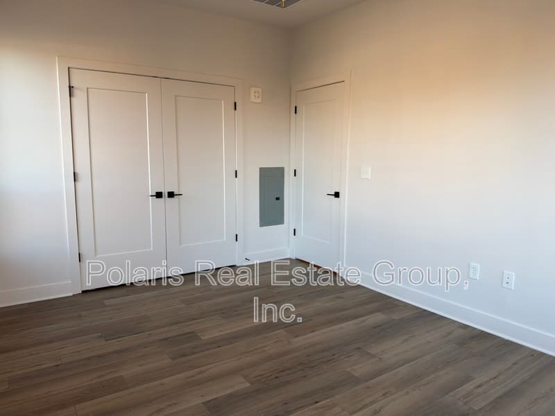 Carmel Condo: 925 Veterans Way