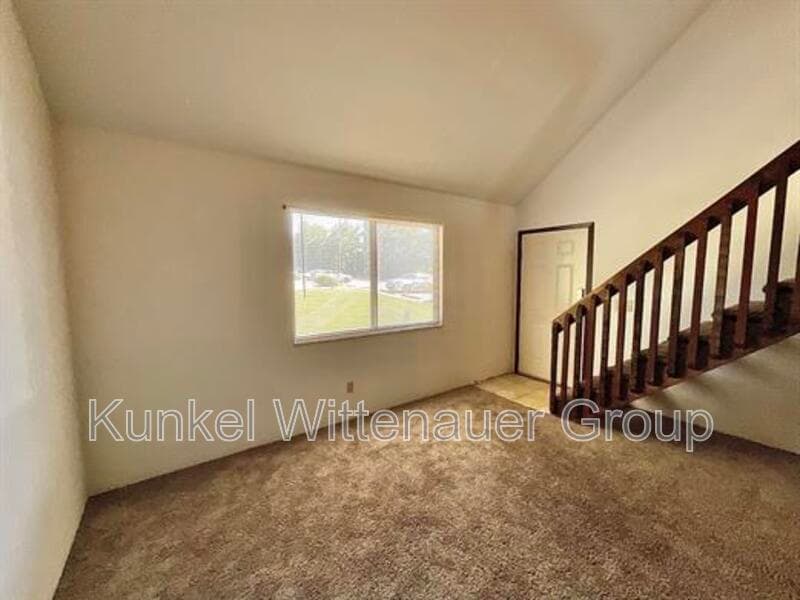 O'Fallon Condo: 445-7 Ponderosa Ave