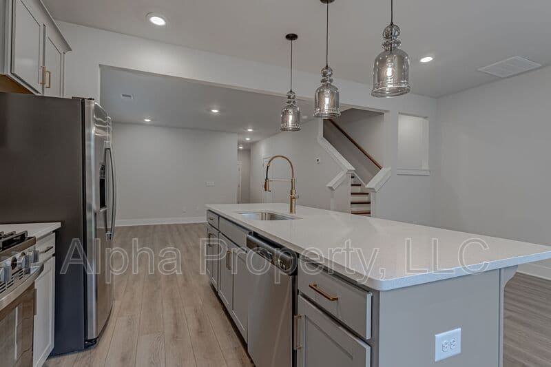 Moore Townhome: 1326 Maplesmith Way