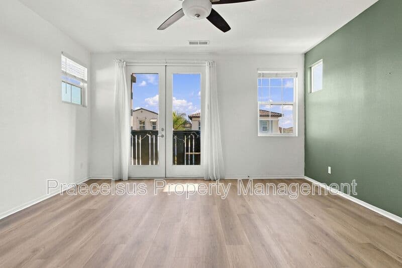 Chula Vista House: 1427 Ortega St