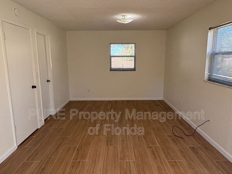 Ocala House: 6807 NW 62nd Place