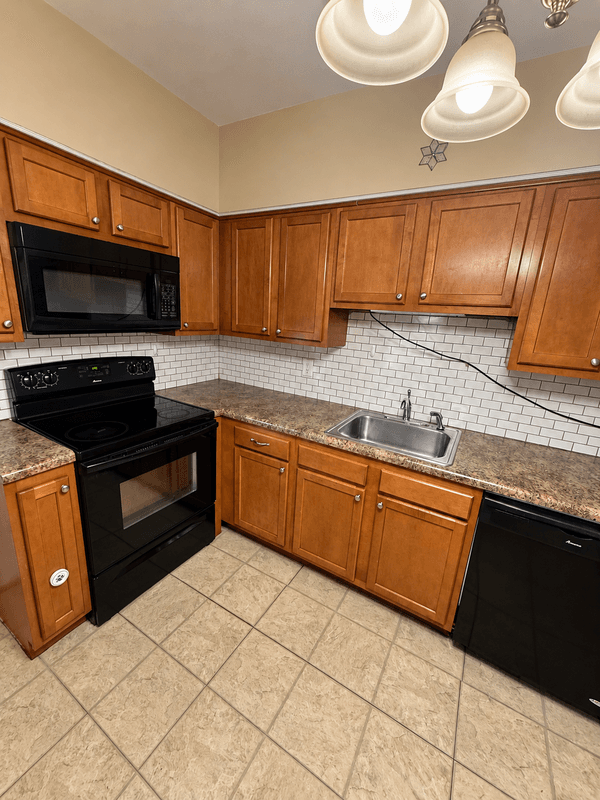 Latham Condo: 12 Pine Street - 2