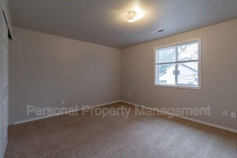 Vancouver House: 18817 SE 14th Way
