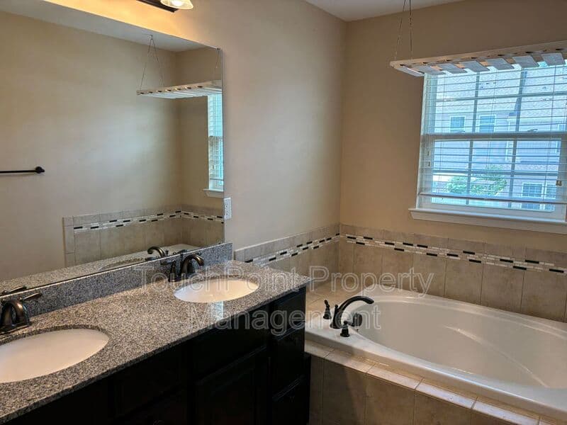 Charlotte Townhome: 16324 Magnolia Woods Lane