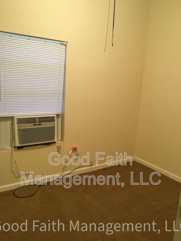 Waynesboro House: 313 W 11th Street