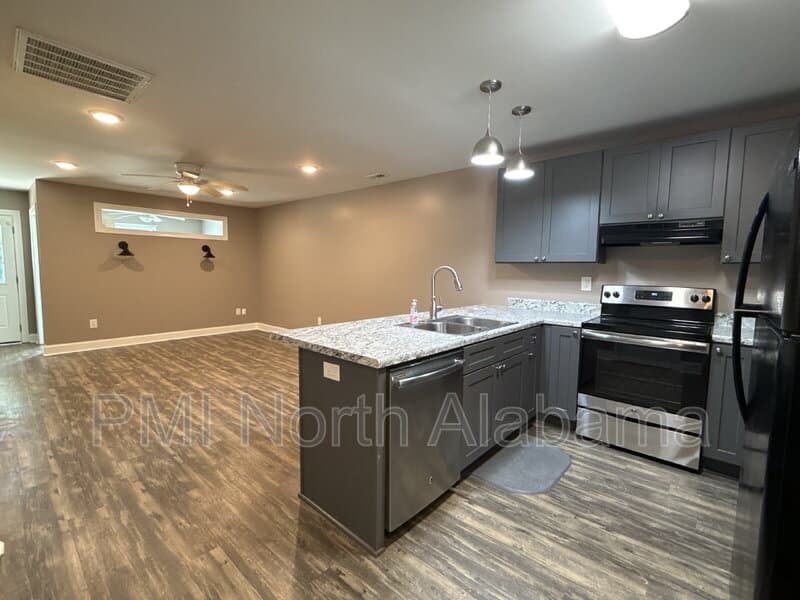 New Market Condo: 106A Kaliegh Paige Circle