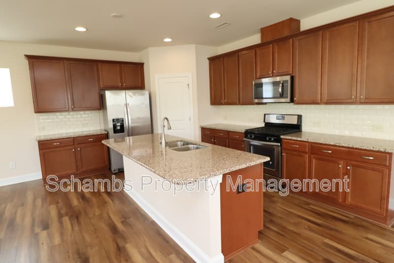 Cary House: 1065 Canyon Shadows Ct