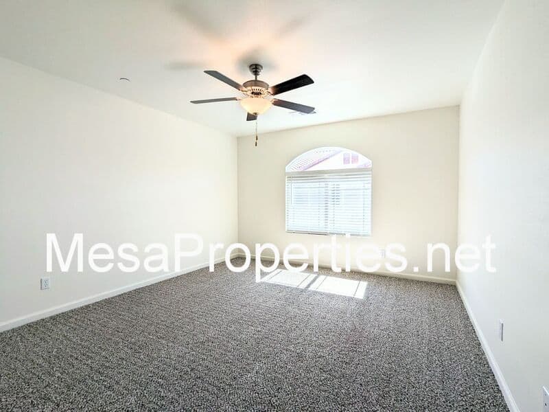 Hesperia House: 9550 Tamarisk Ave.