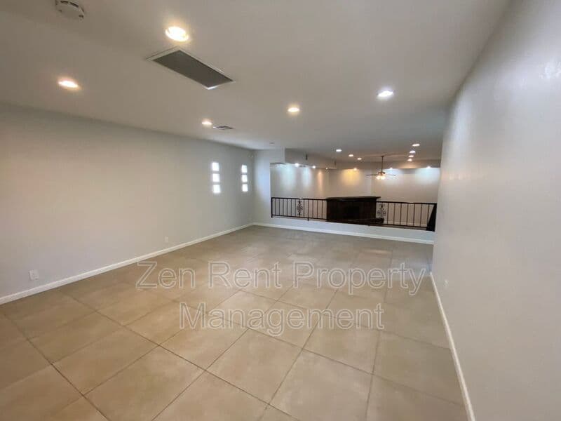 Phoenix House: 2032 W Medlock Drive