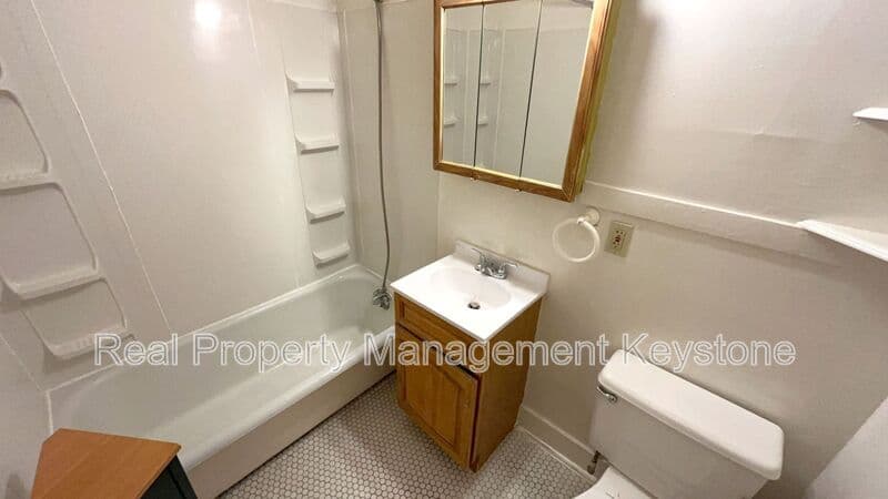 Pittsburgh Condo: 3518-3520 Campus Street