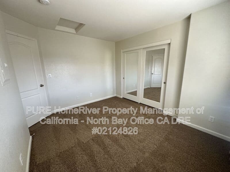 Santa Rosa Condo: 2218 Versailles Street