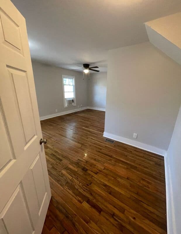 North Charleston House: 2918 Lexington