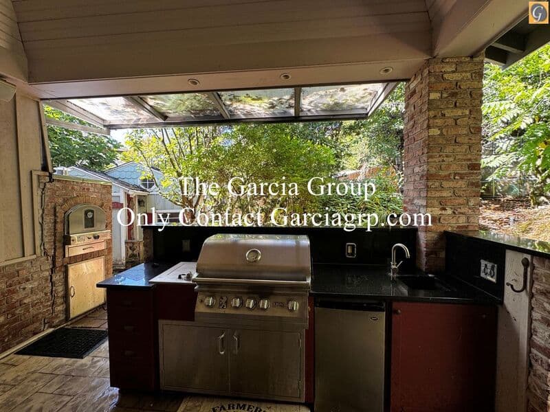 Lake Oswego House: 4113 Wolf Berry Ct