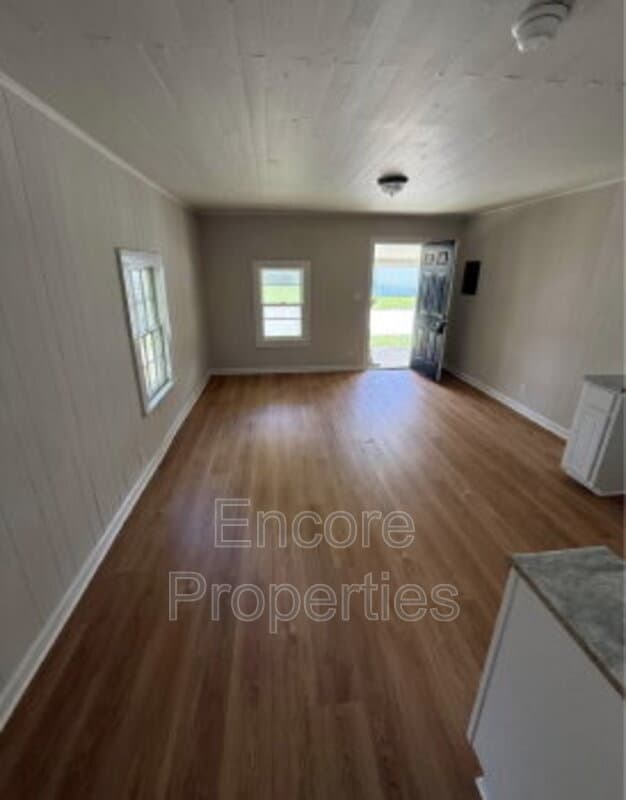 Scotland Neck Condo: 1408 Roanoke Street