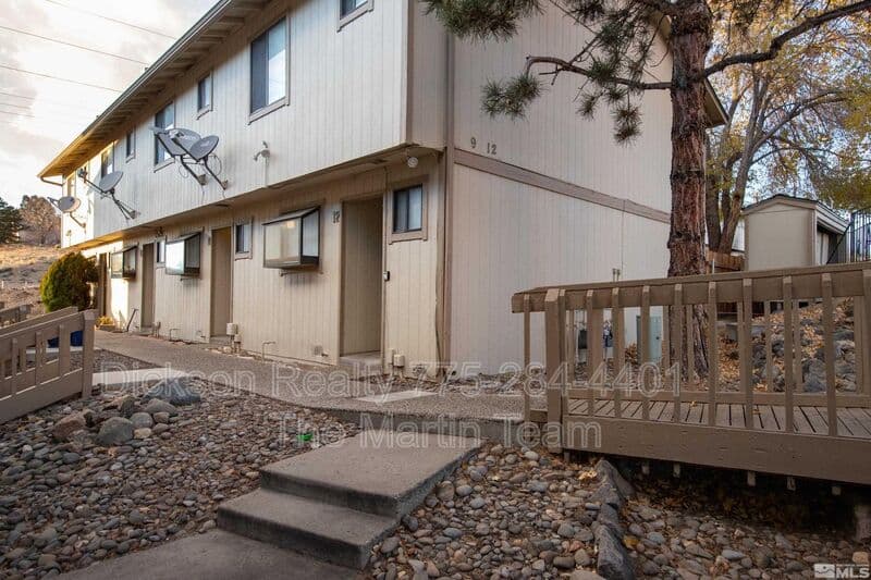 Reno House: 4985 W. 7th Street