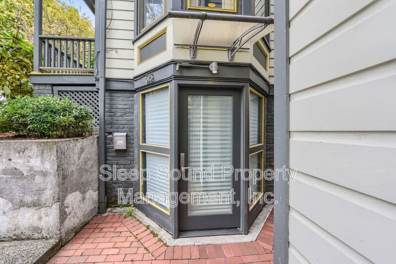 Portland Condo: 513-515 NW 18th Ave