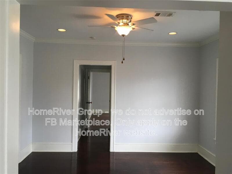 Houston House: 3812 La Branch St