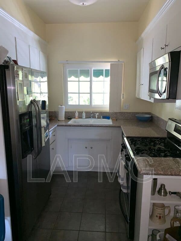 West Hollywood House: 8130 Norton Ave.
